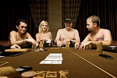 Голые профессионалы покера