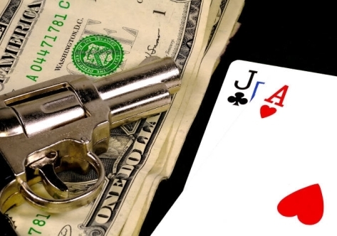 Многим ли удаётся выигрывать деньги в покер? 1