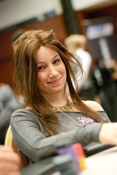 Покер интервью: Мелани Уейснер 1